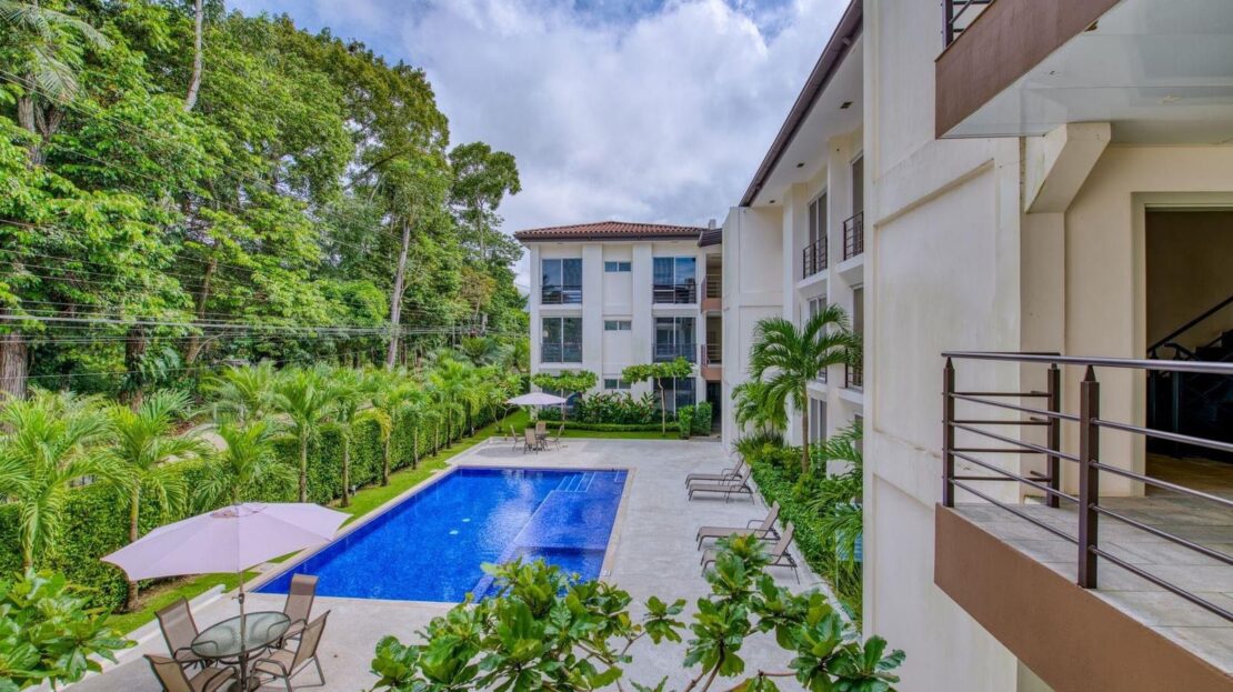 luxury-real-estate-herradura-costa-rica-for-sale-9-1110×623-1