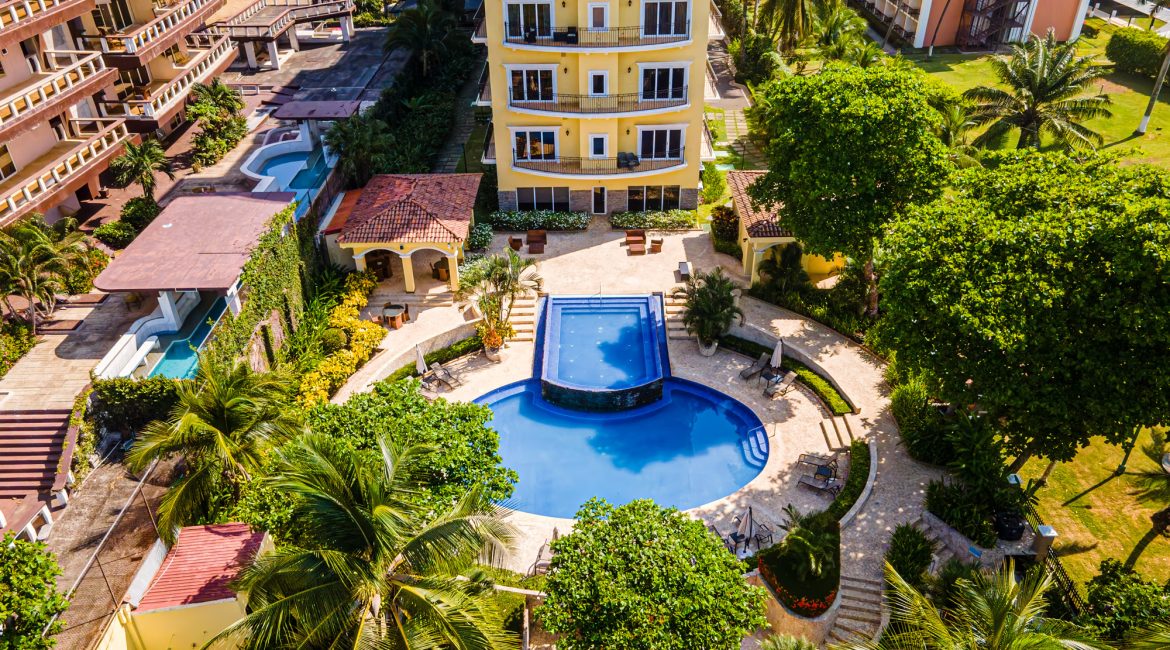 Elegant Oceanfront Living Condo at Acqua Residences Jaco