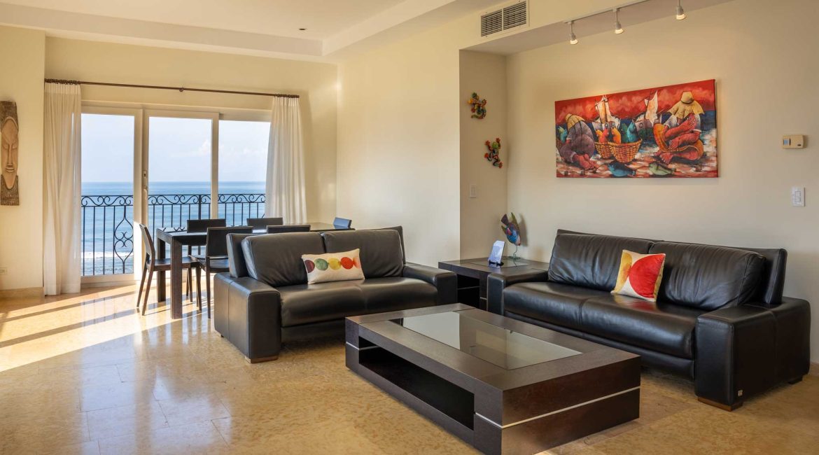 Elegant Oceanfront Living Condo at Acqua Residences Jaco