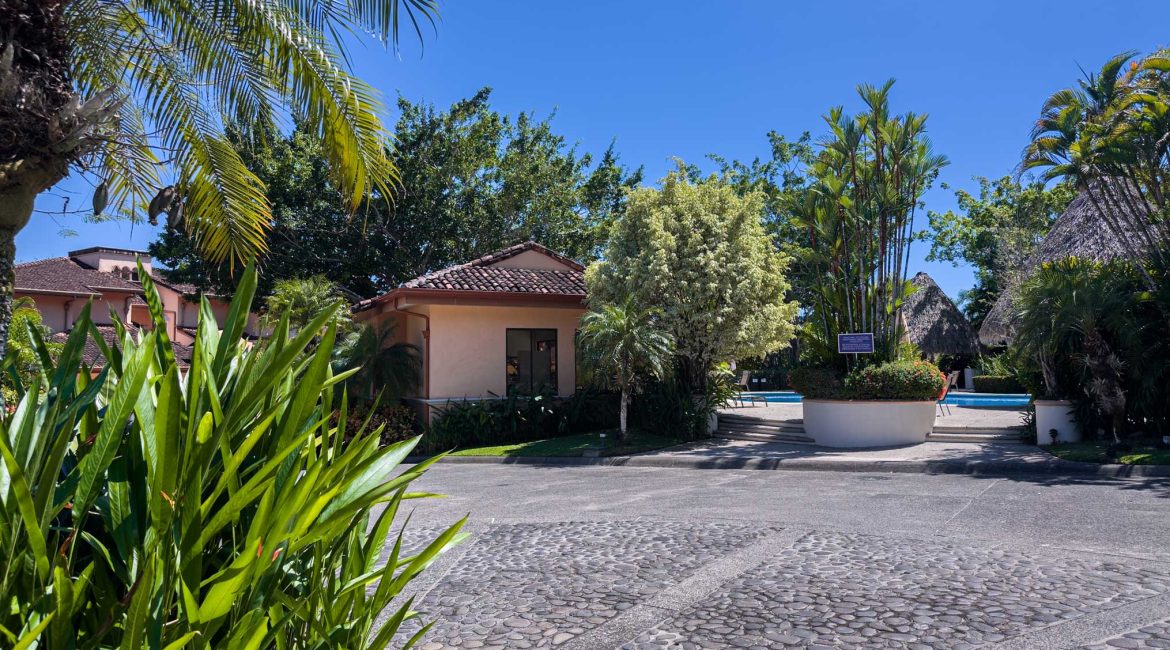 Los Sueños Resort – Best Value Condo – La Colina F14