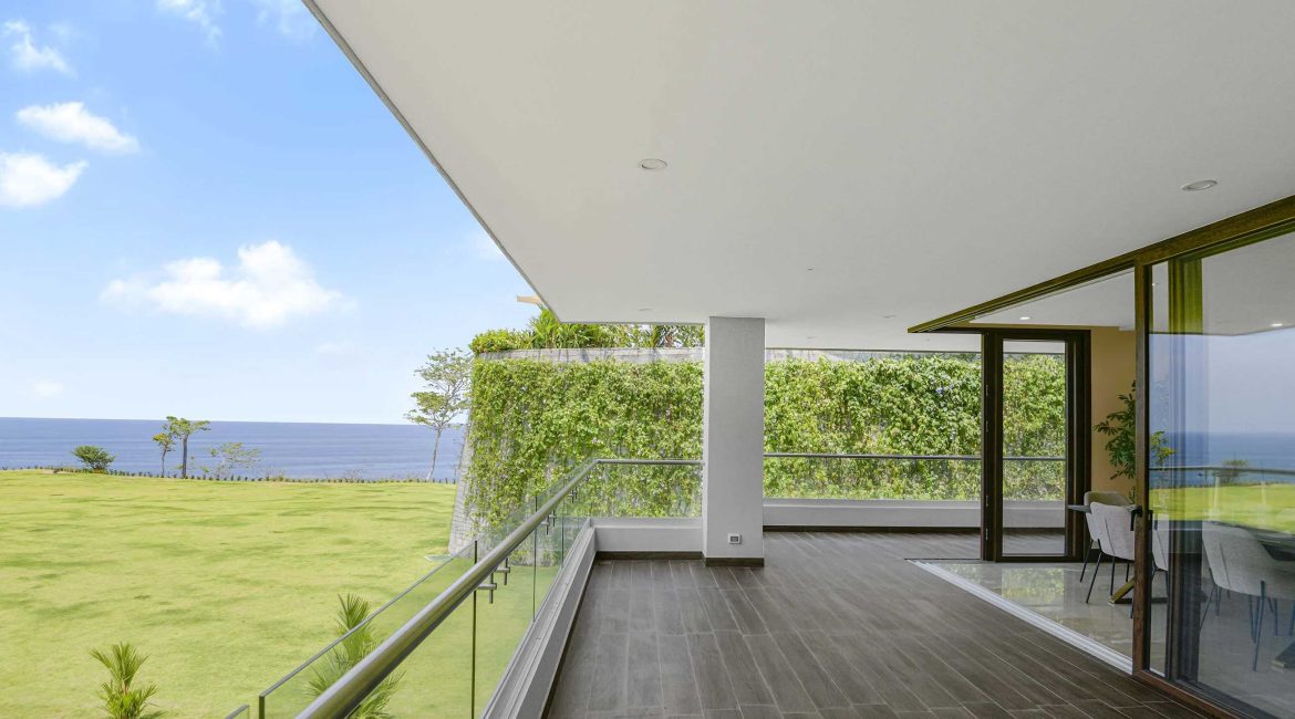 Ocean View Condos for Sale in Faro Escondido 2, Central Pacific