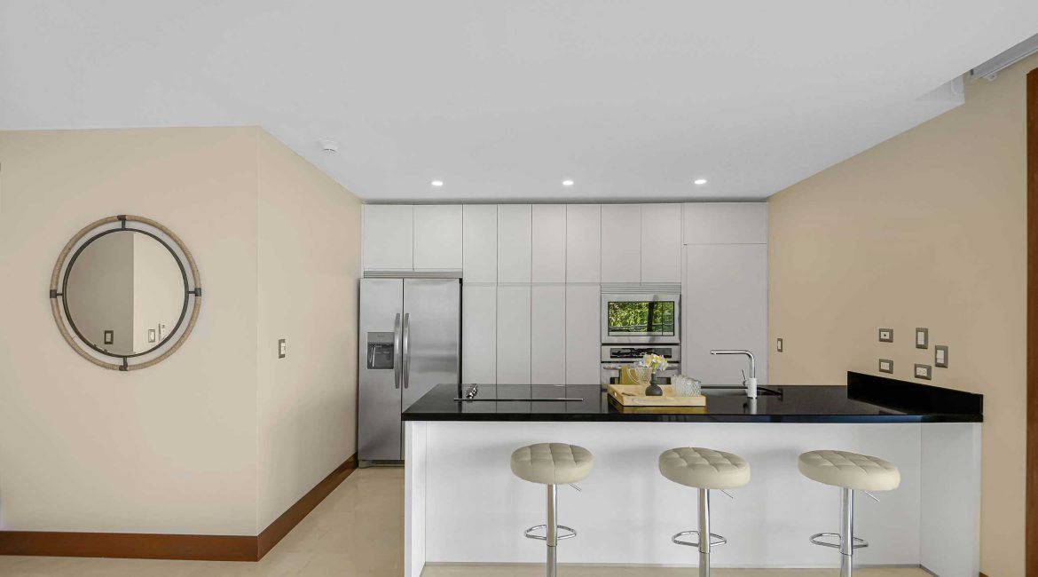 Ocean View Condos for Sale in Faro Escondido 2, Central Pacific