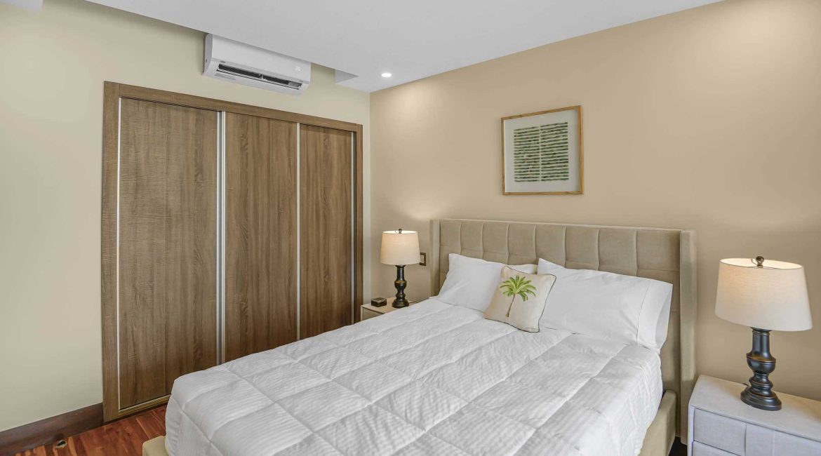 Ocean View Condos for Sale in Faro Escondido 2, Central Pacific