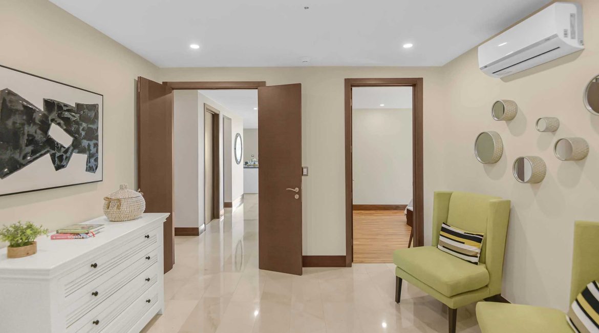 Ocean View Condos for Sale in Faro Escondido 2, Central Pacific