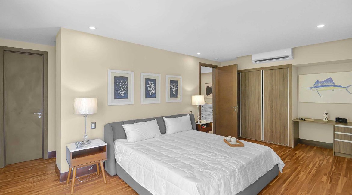 Ocean View Condos for Sale in Faro Escondido 2, Central Pacific