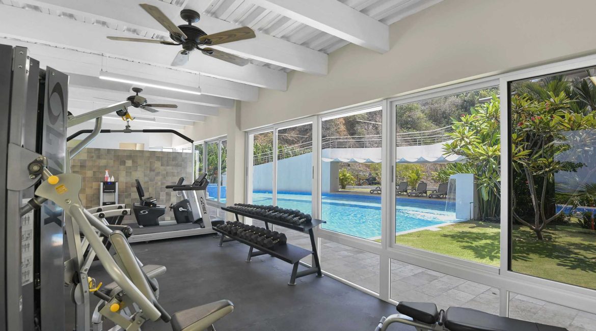 Ocean View Condos for Sale in Faro Escondido 2, Central Pacific