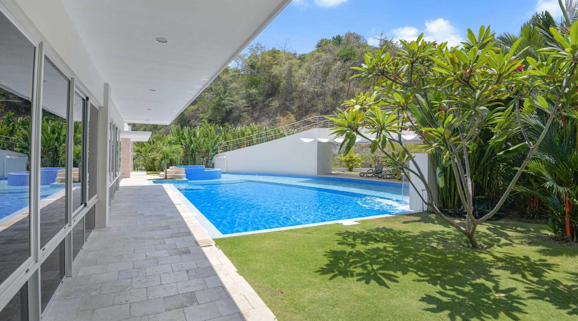 Ocean View Condos for Sale in Faro Escondido 2, Central Pacific