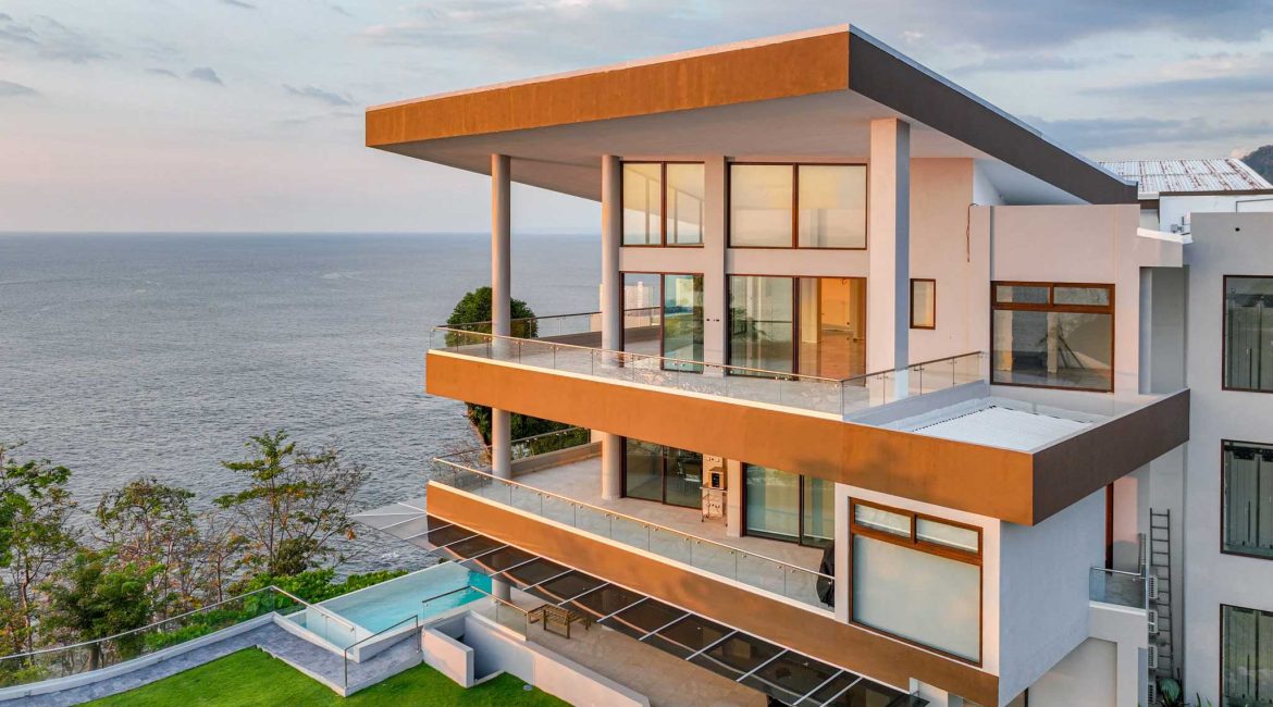 Luxury Double Pool Penthouse Residence – Faro Escondido