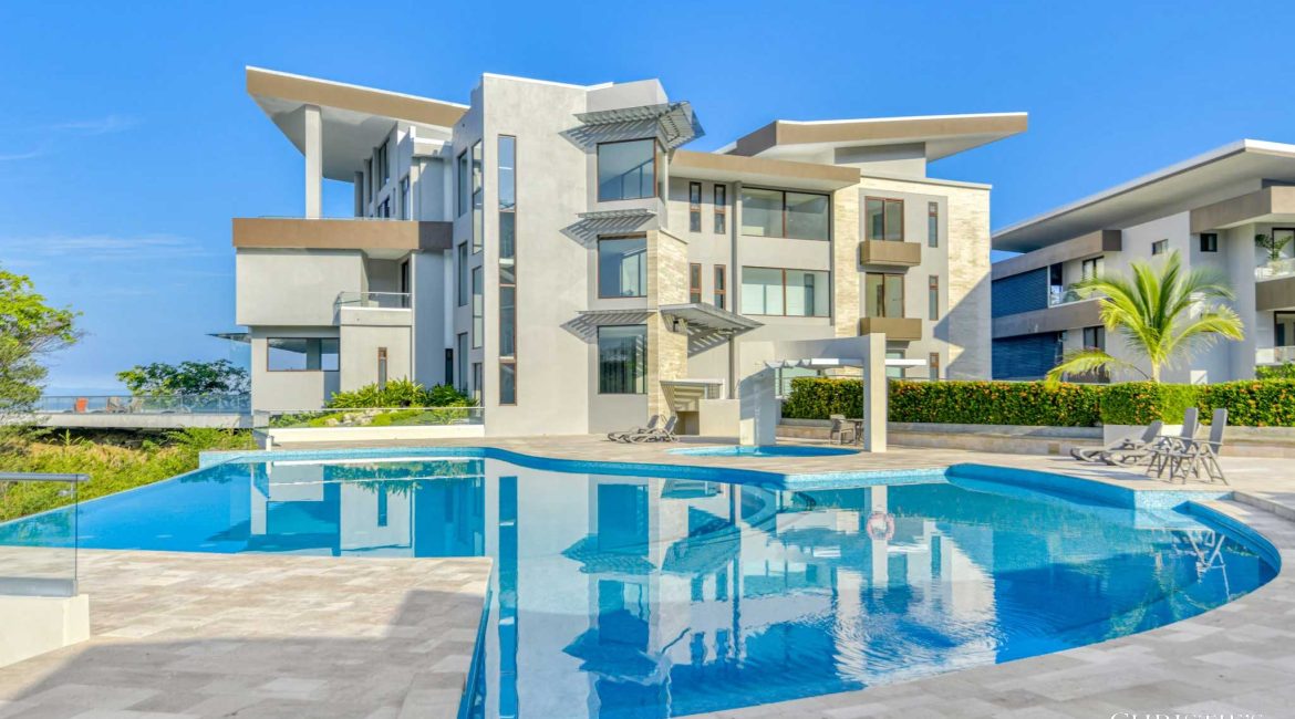 Luxury Double Pool Penthouse Residence – Faro Escondido