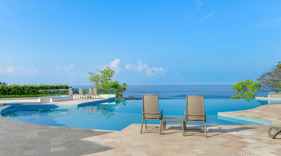 Luxury Double Pool Penthouse Residence – Faro Escondido