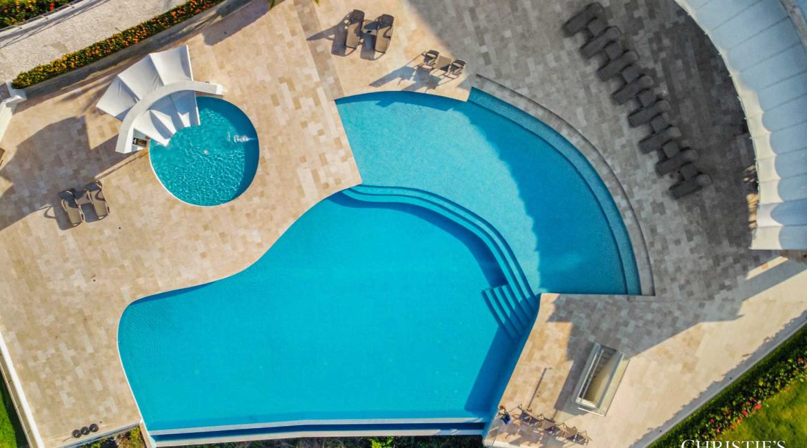 Luxury Double Pool Penthouse Residence – Faro Escondido