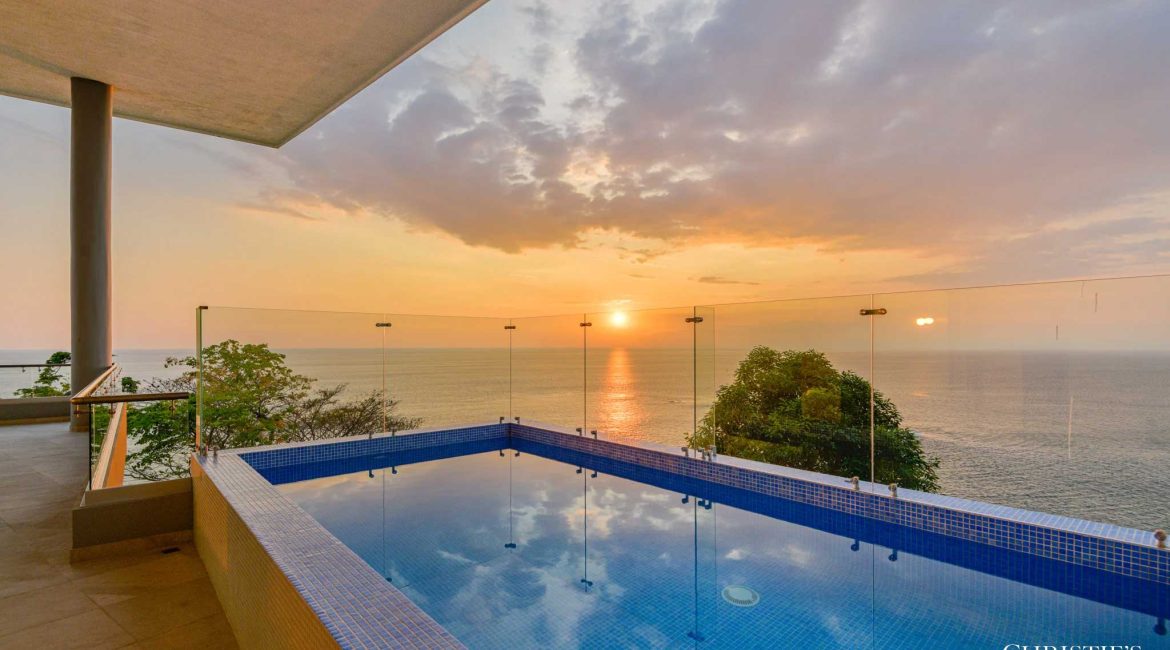 Luxury Double Pool Penthouse Residence – Faro Escondido