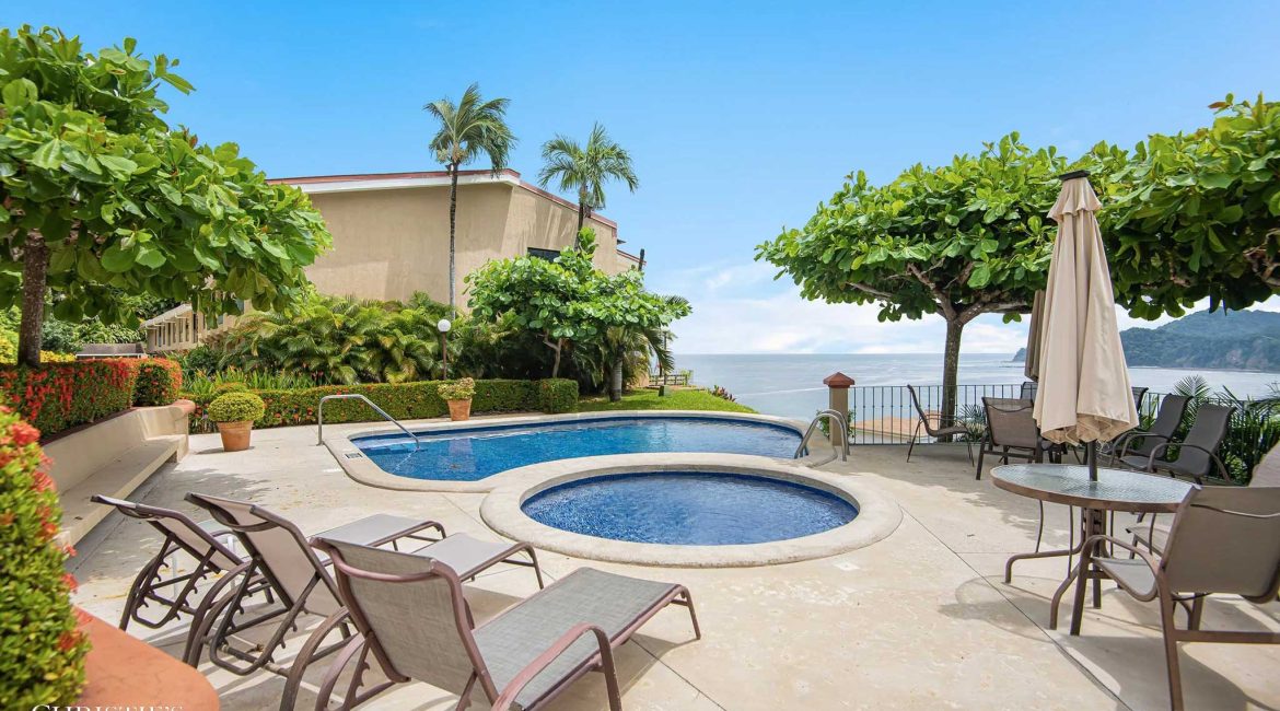 Oceanview Apartment in Faro Escondido – Private Living, Owners Only