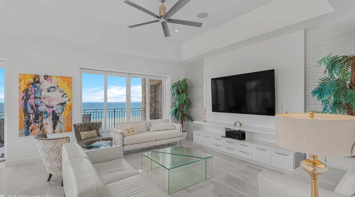 Vista Las Palmas – Executive Oceanfront Penthouse 11B