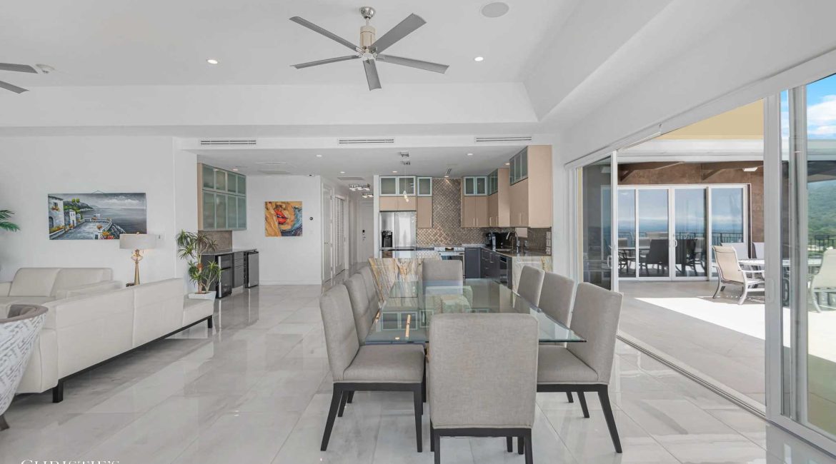 Vista Las Palmas – Executive Oceanfront Penthouse 11B