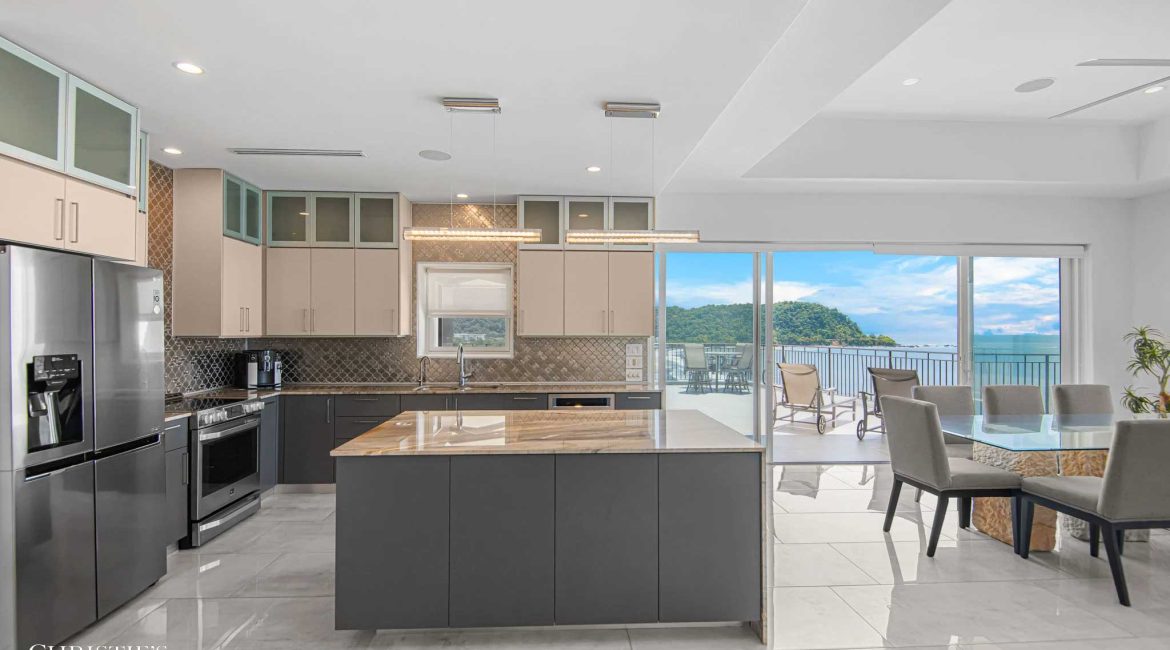 Vista Las Palmas – Executive Oceanfront Penthouse 11B
