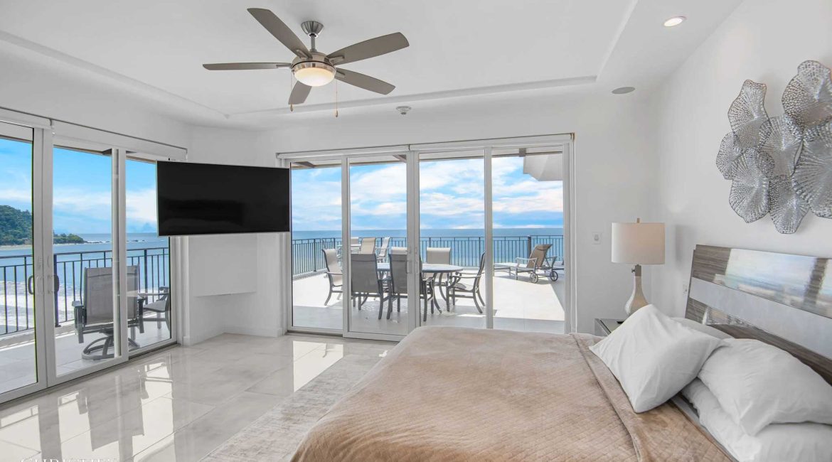 Vista Las Palmas – Executive Oceanfront Penthouse 11B