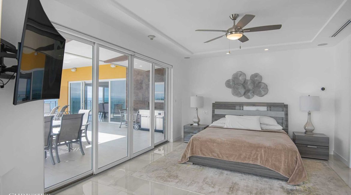Vista Las Palmas – Executive Oceanfront Penthouse 11B