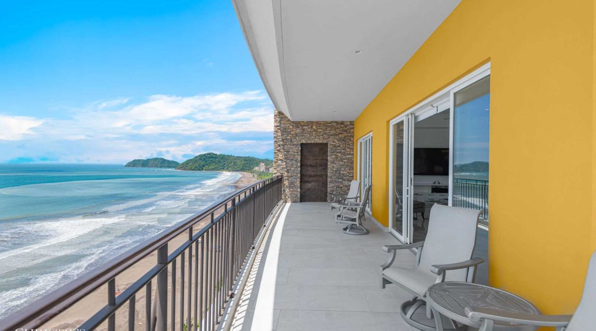 Vista Las Palmas – Executive Oceanfront Penthouse 11B